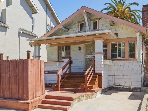 340 Foothill Blvd , Oakland, CA 94606
