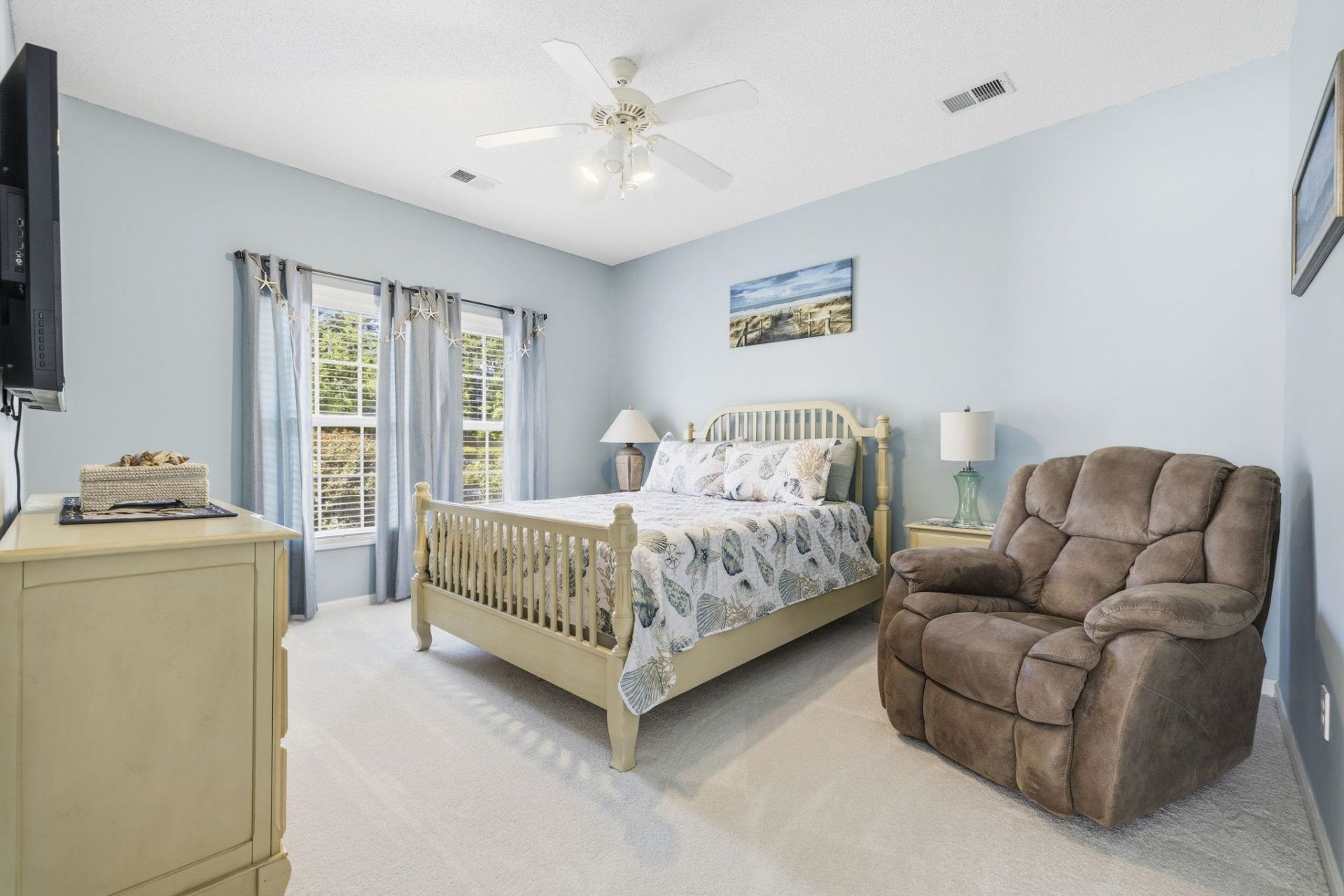 5882 Longwood Dr.  Photo 18