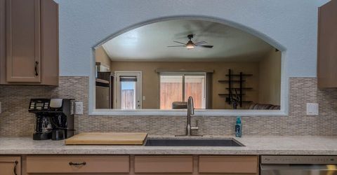 983 Julia Lane, Fernley, NV 89408 Photo