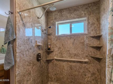 983 Julia Lane, Fernley, NV 89408 Photo