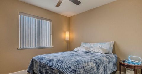 983 Julia Lane, Fernley, NV 89408 Photo
