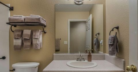 983 Julia Lane, Fernley, NV 89408 Photo