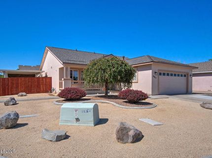 983 Julia Lane, Fernley, NV 89408 Photo