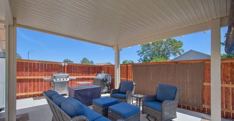 983 Julia Lane, Fernley, NV 89408 Photo