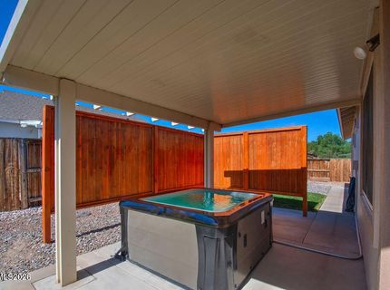 983 Julia Lane, Fernley, NV 89408 Photo