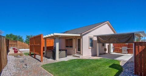 983 Julia Lane, Fernley, NV 89408 Photo