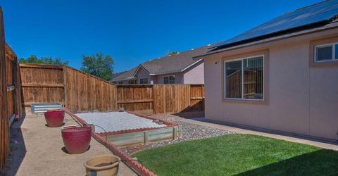 983 Julia Lane, Fernley, NV 89408 Photo