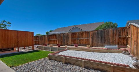 983 Julia Lane, Fernley, NV 89408 Photo