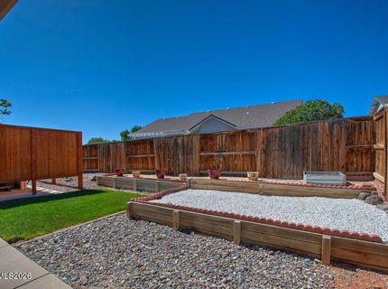 983 Julia Lane, Fernley, NV 89408 Photo