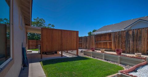 983 Julia Lane, Fernley, NV 89408 Photo