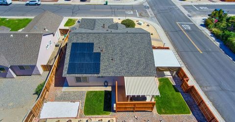 983 Julia Lane, Fernley, NV 89408 Photo