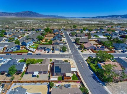 983 Julia Lane, Fernley, NV 89408 Photo