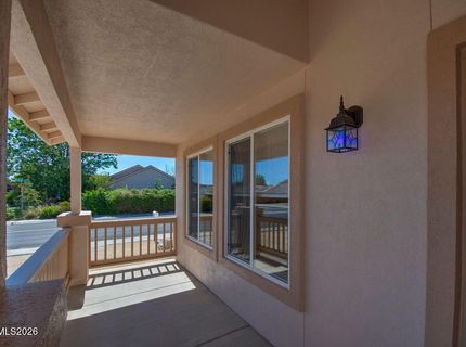 983 Julia Lane, Fernley, NV 89408 Photo