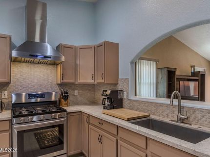 983 Julia Lane, Fernley, NV 89408 Photo