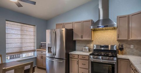 983 Julia Lane, Fernley, NV 89408 Photo