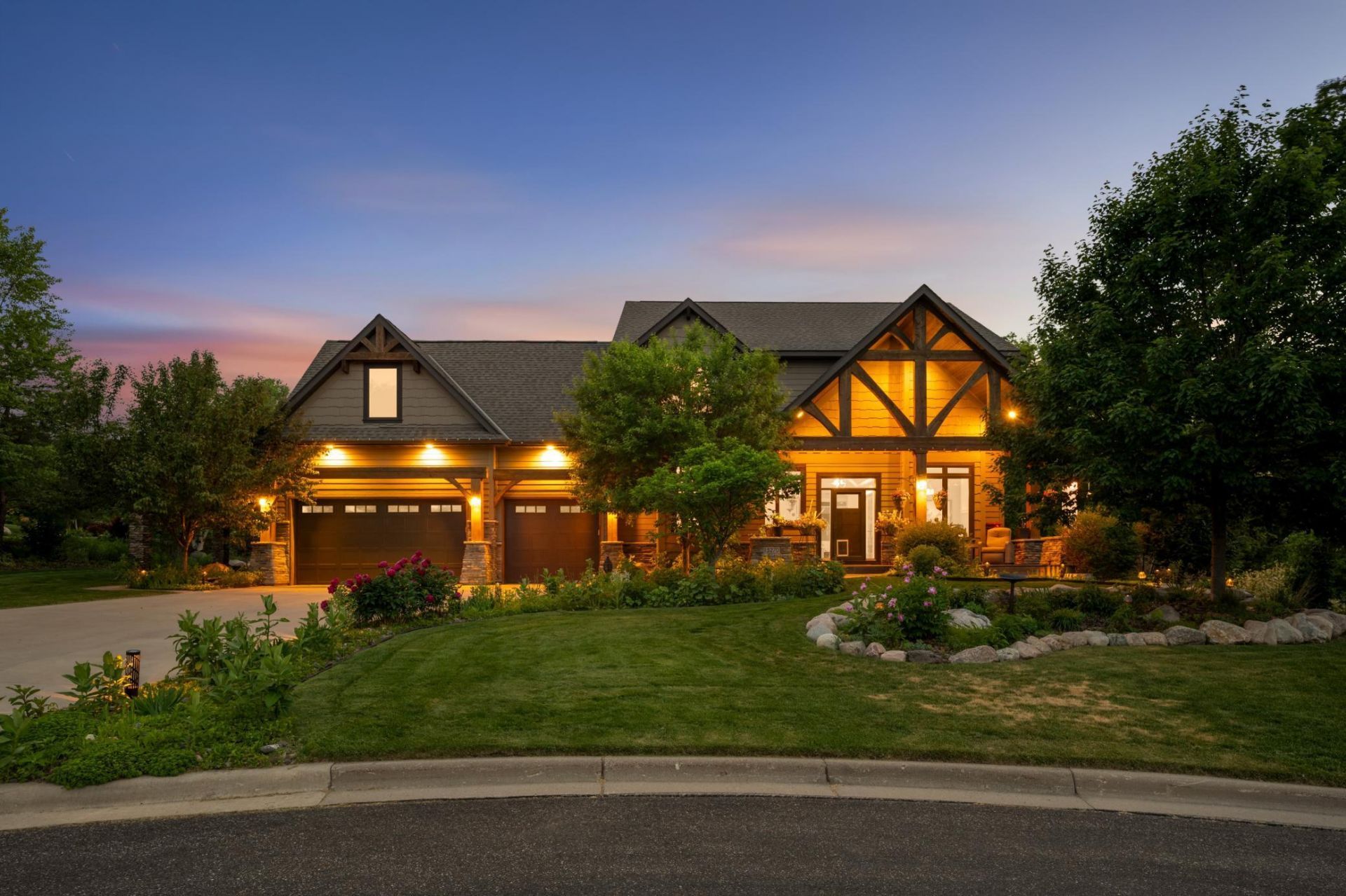 15270 Branch Circle , Lakeville, MN 55306