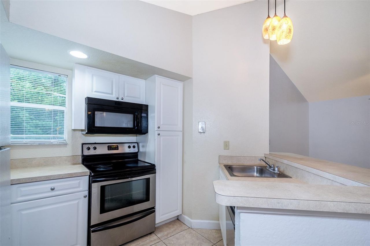 4504 Commander Drive , Unit 1828, Orlando, FL 32822 Photo