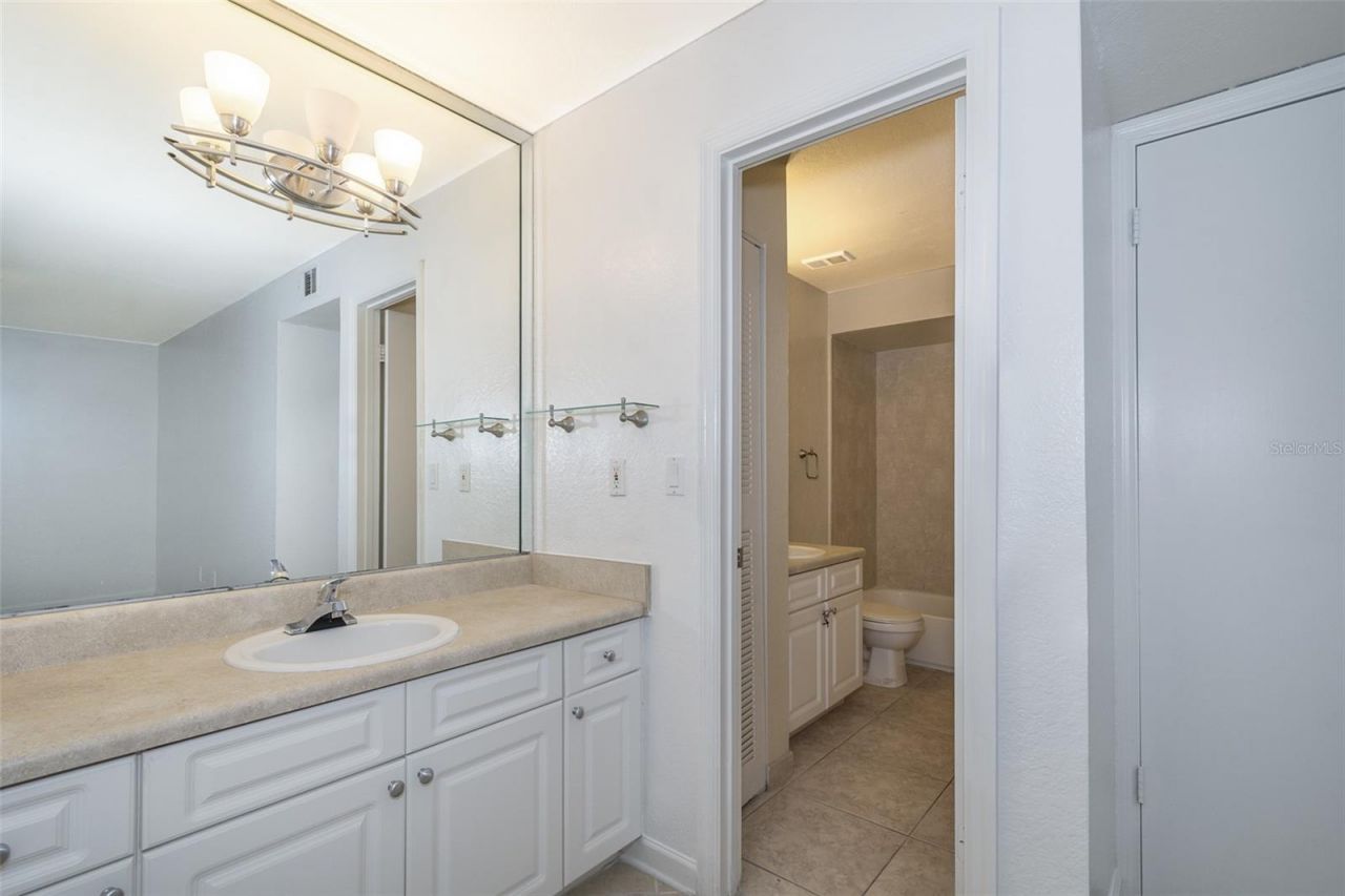 4504 Commander Drive , Unit 1828, Orlando, FL 32822 Photo