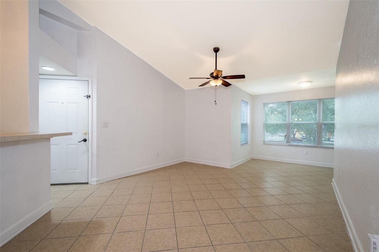 4504 Commander Drive , Unit 1828, Orlando, FL 32822 Photo