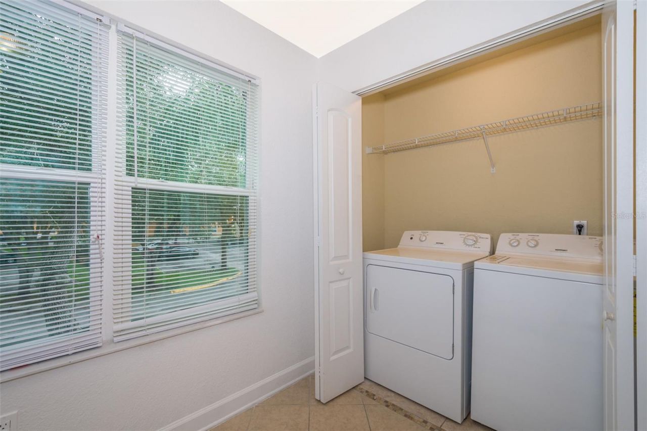4504 Commander Drive , Unit 1828, Orlando, FL 32822 Photo