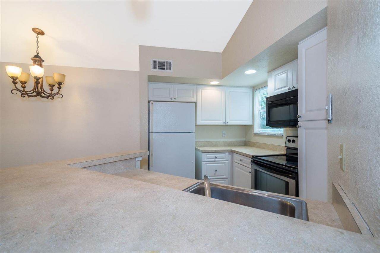 4504 Commander Drive , Unit 1828, Orlando, FL 32822 Photo
