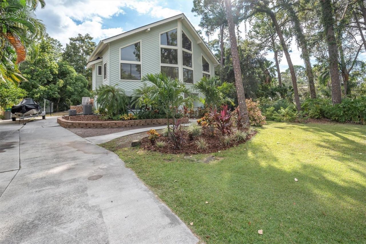 12844 74th Avenue, Seminole, FL 33776 Photo