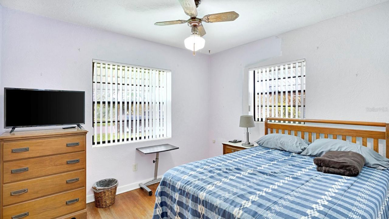 1935 Page Avenue , Orlando, FL 32806 Photo