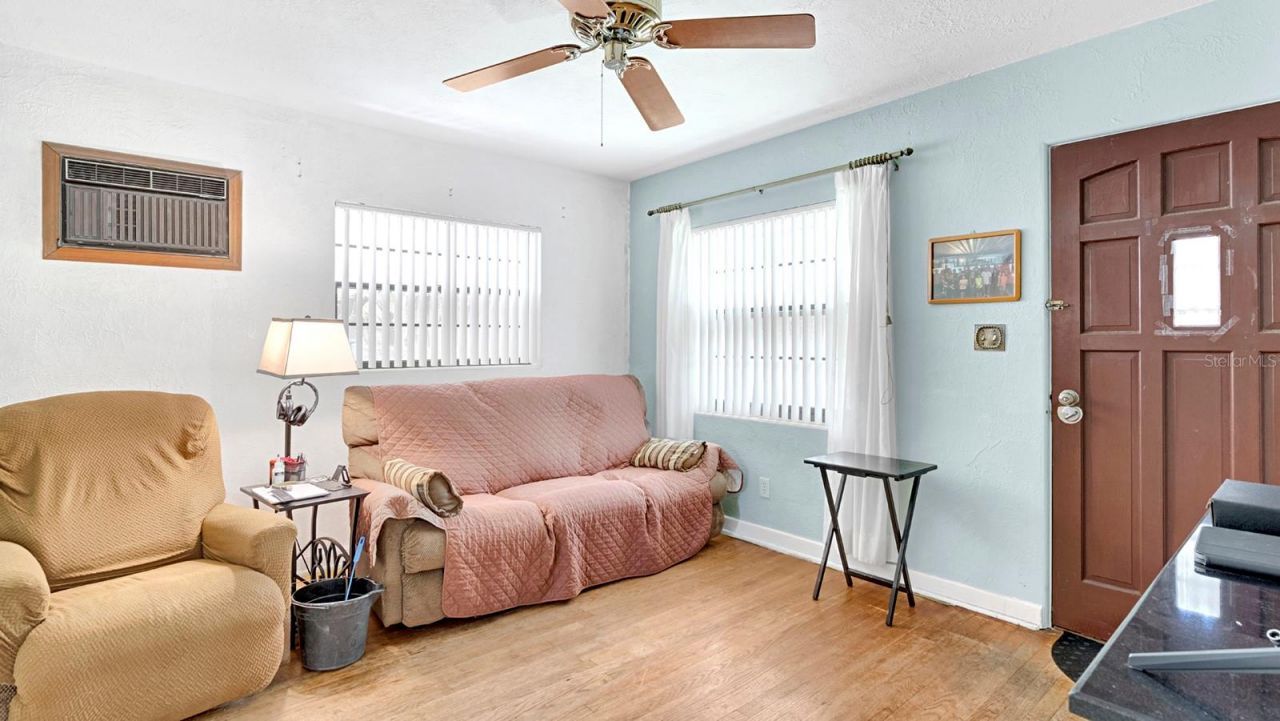 1935 Page Avenue , Orlando, FL 32806 Photo