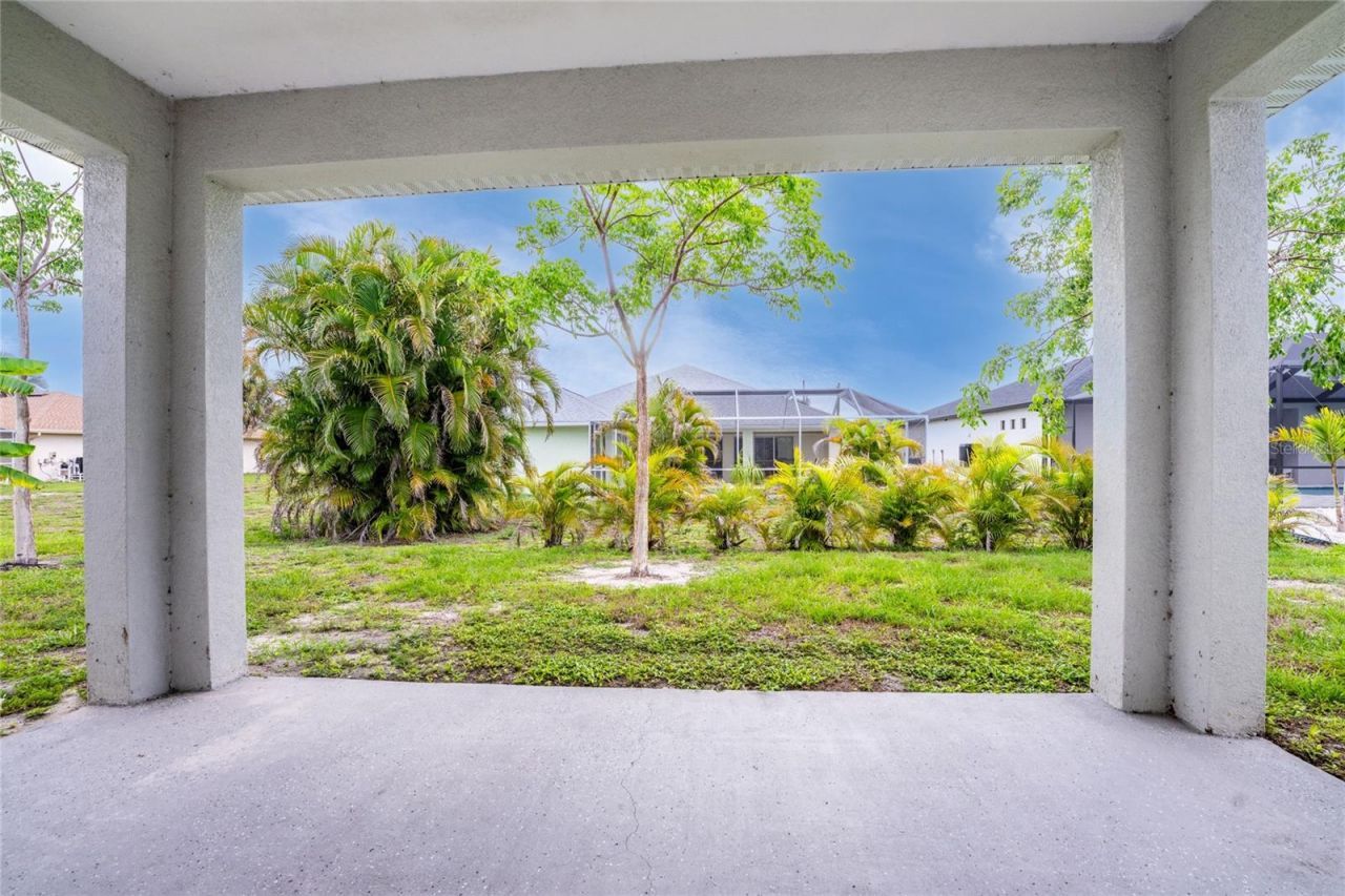 105 Cottage Place , Rotonda West, FL 33947 Photo