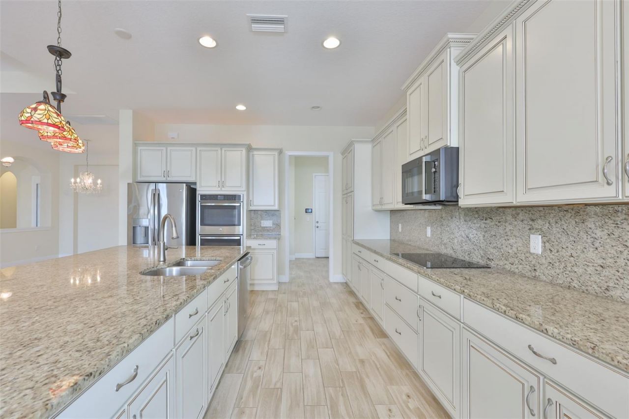 2229 S Pebble Beach Boulevard , Sun City Center, FL 33573 Photo