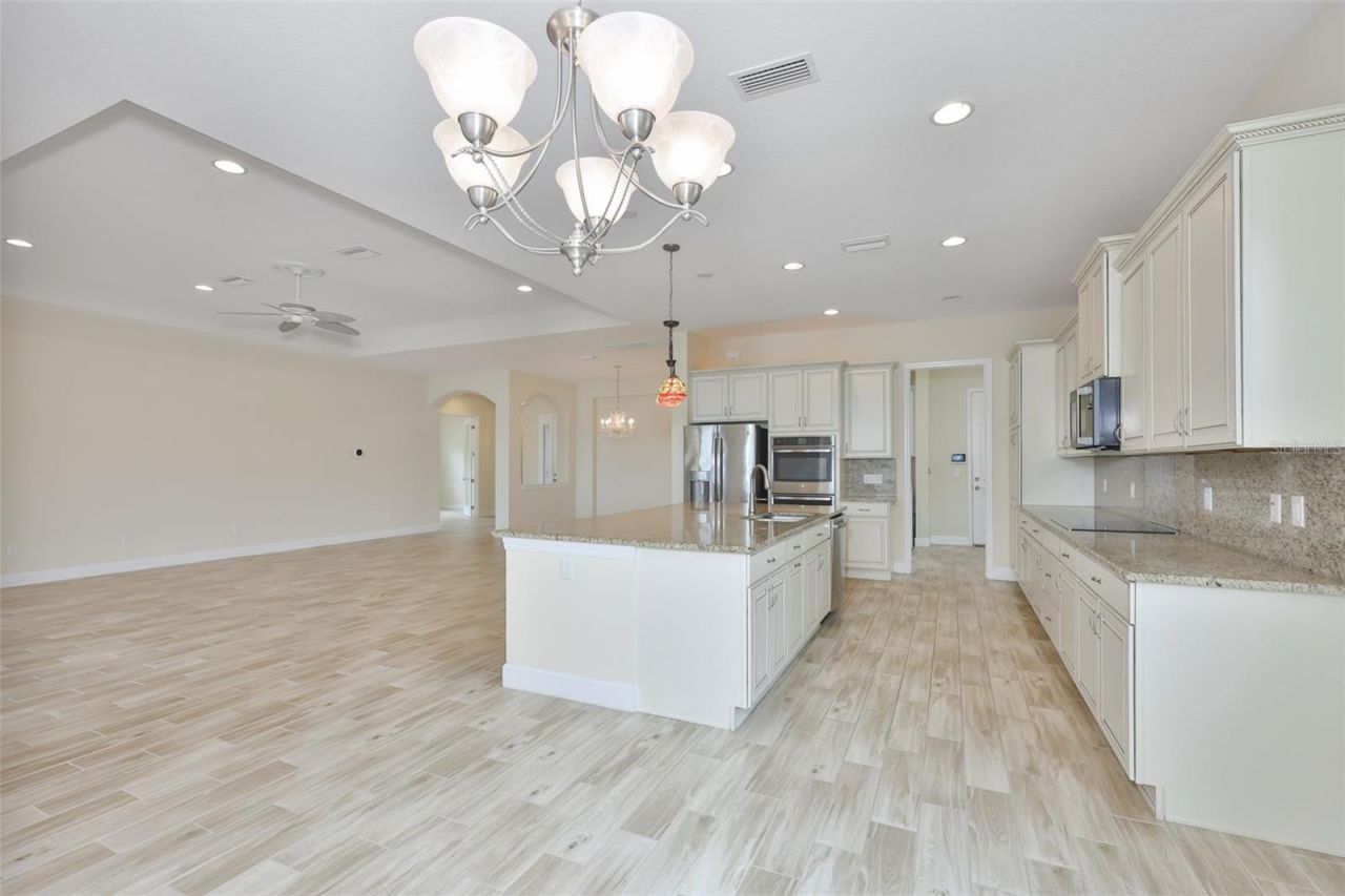 2229 S Pebble Beach Boulevard , Sun City Center, FL 33573 Photo