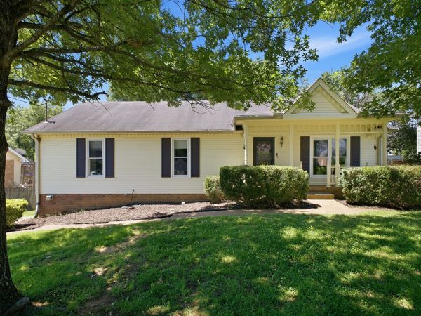 3325 Country Ridge Dr , Antioch, TN 37013
