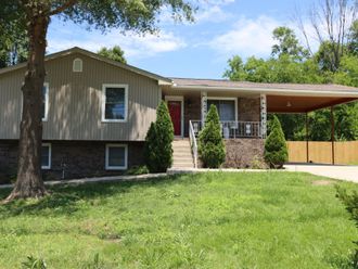 3864 Lunn Dr  Nashville, TN 37218