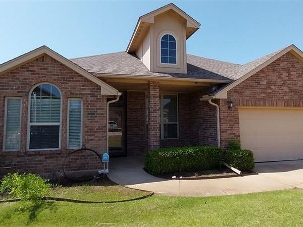 2304 NW 154th Street, Edmond, OK 73013
