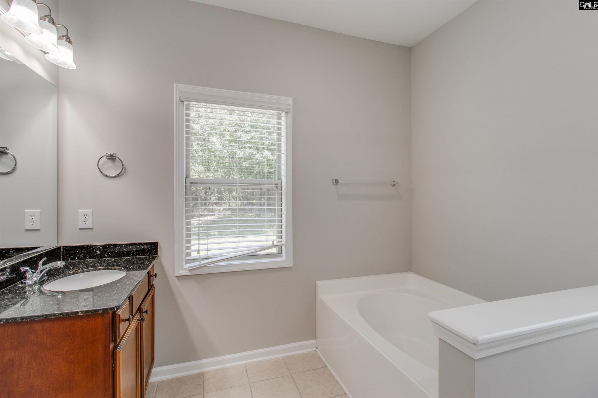 138 Fresh Spring Way Photo 14