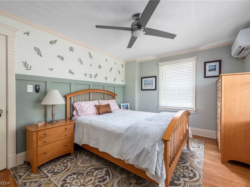 1503 Waterbury Road , Lakewood, OH 44107 Photo 29