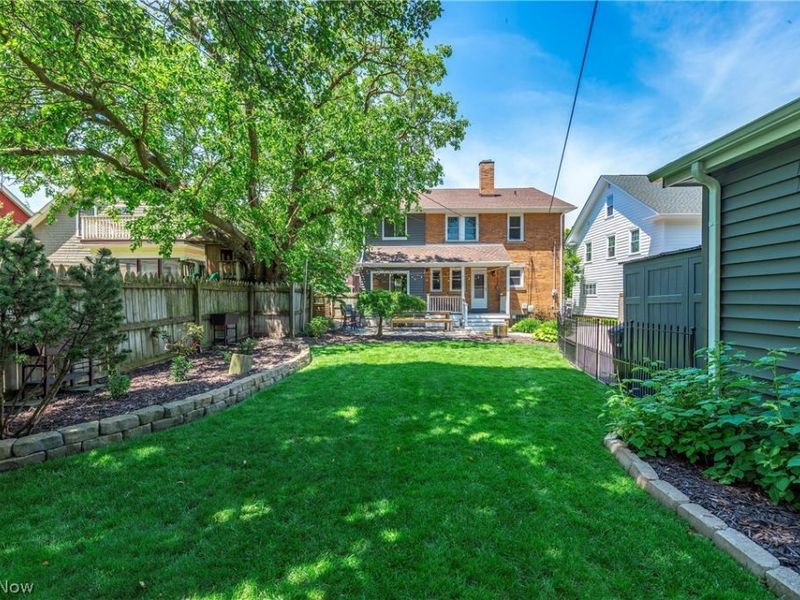 1503 Waterbury Road , Lakewood, OH 44107 Photo 45
