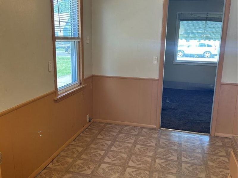 23338 Roger Drive , Euclid, OH 44123 Photo 5