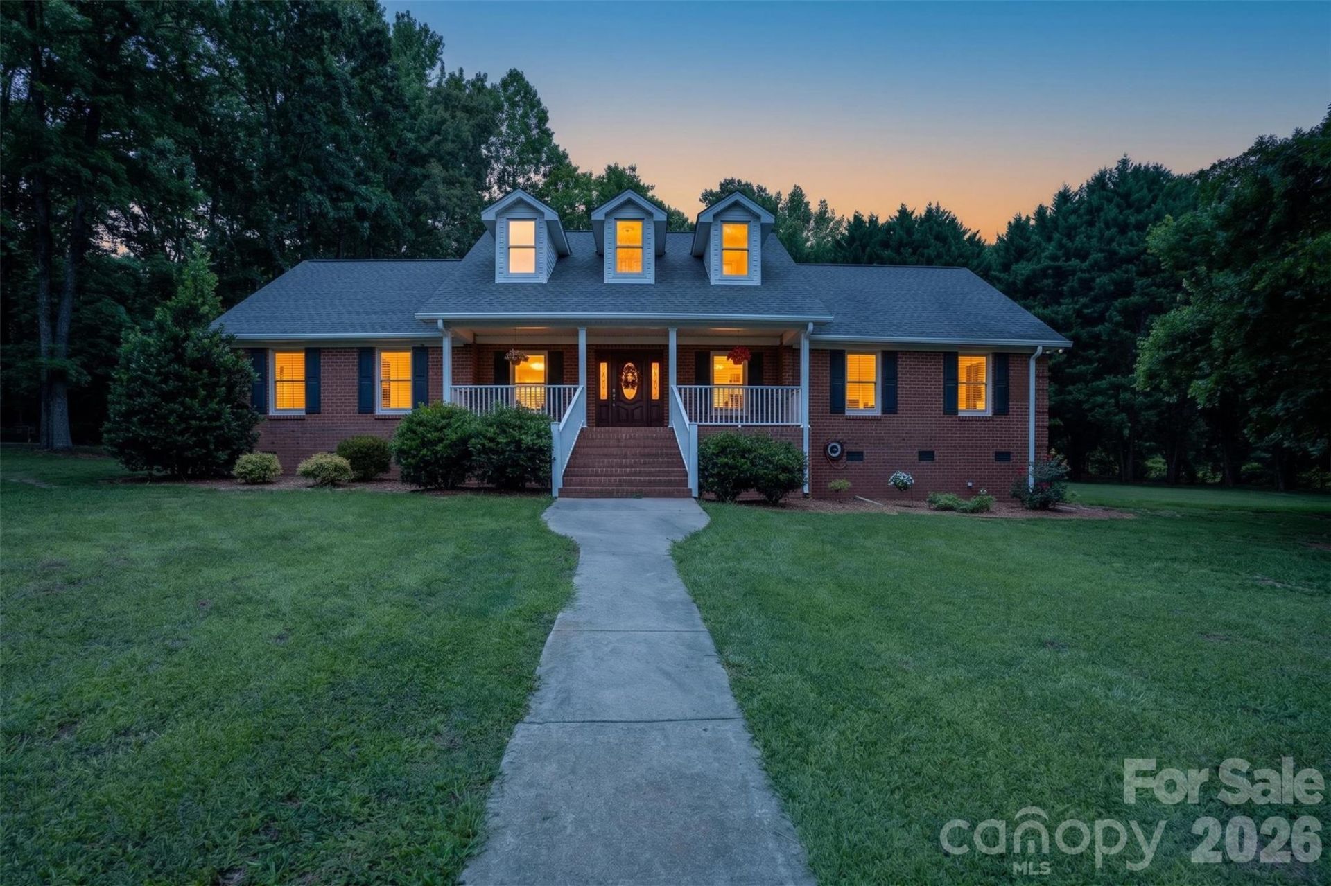 8234 Dennis Road, Charlotte, NC 28227 Main Photo