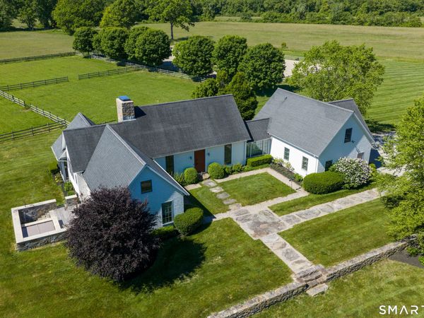 305 Pequot , Stonington, CT 06379