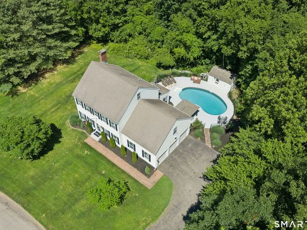 35 Pheasant , Hamden, CT 06518