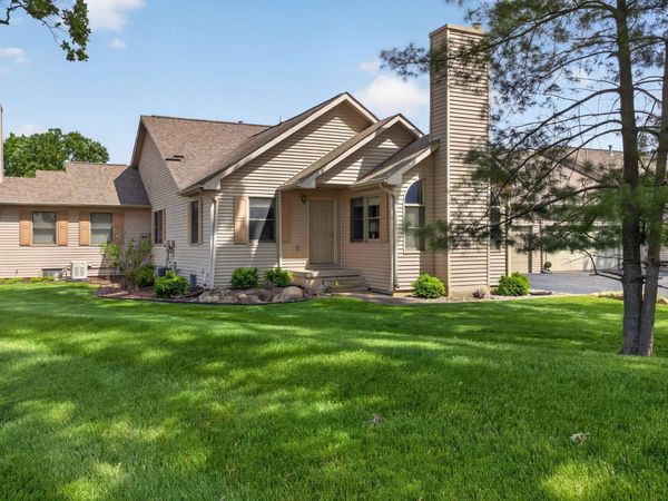 4297 Fairway Lane, Jackson, MI 49201