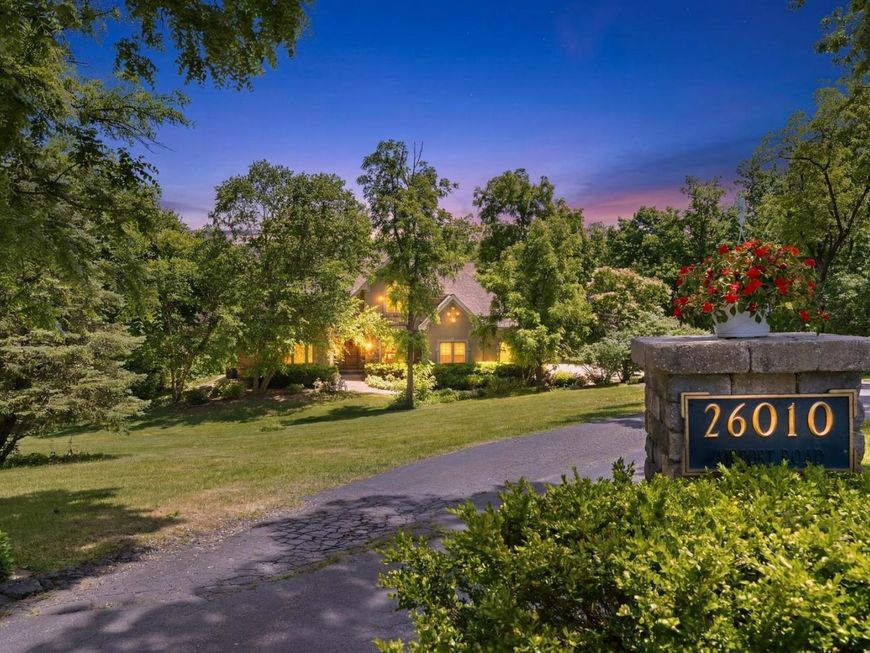 Main Photo