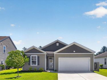 212 Rubles Lane, Moncks Corner, SC 29461