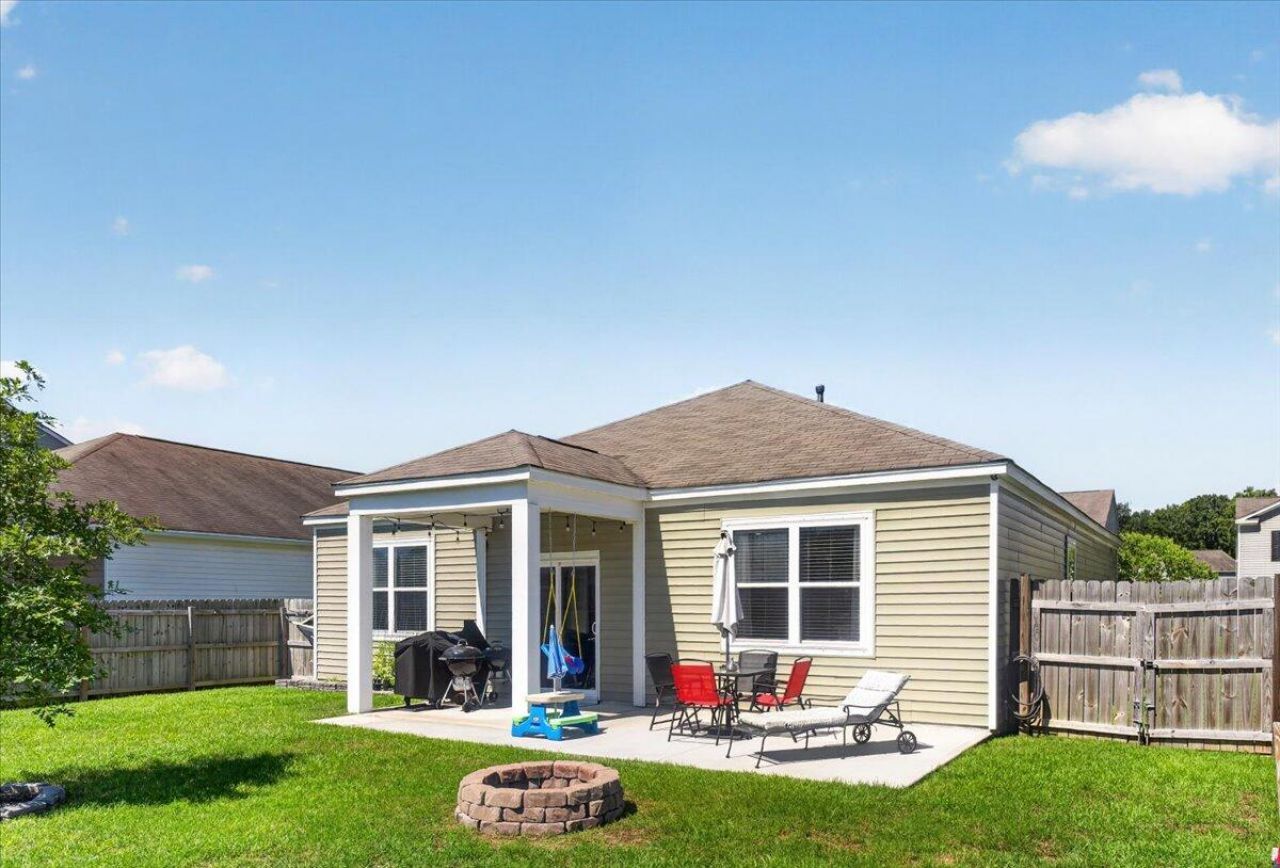 212 Rubles Lane Photo 25