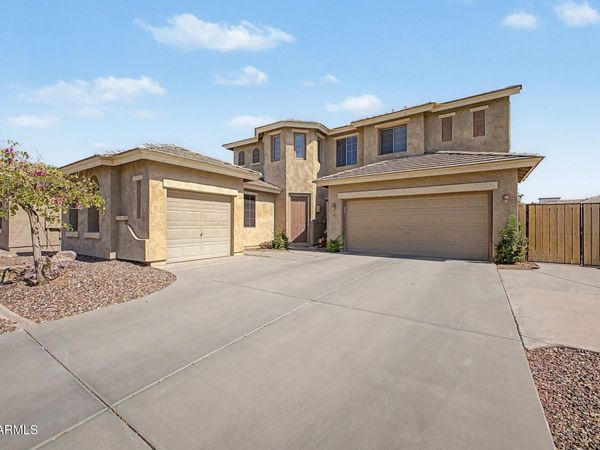 91 W ROADRUNNER Drive, Chandler, AZ 85286