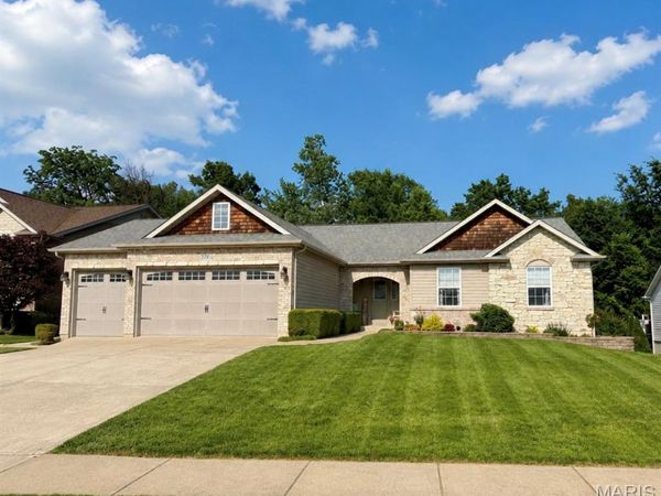 328 Vigilant Street , Wentzville, MO 63385