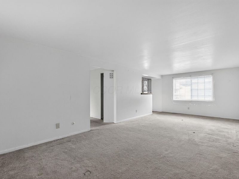 3718 Caracas Drive, Westerville, OH 43081 Photo 8