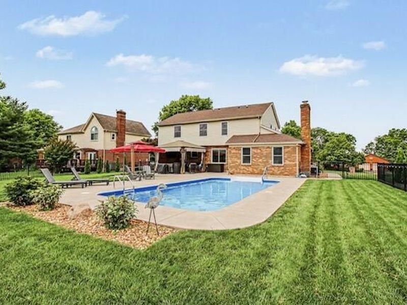 9208 Kelly Louise Drive, Florence, KY 41042 Photo 3
