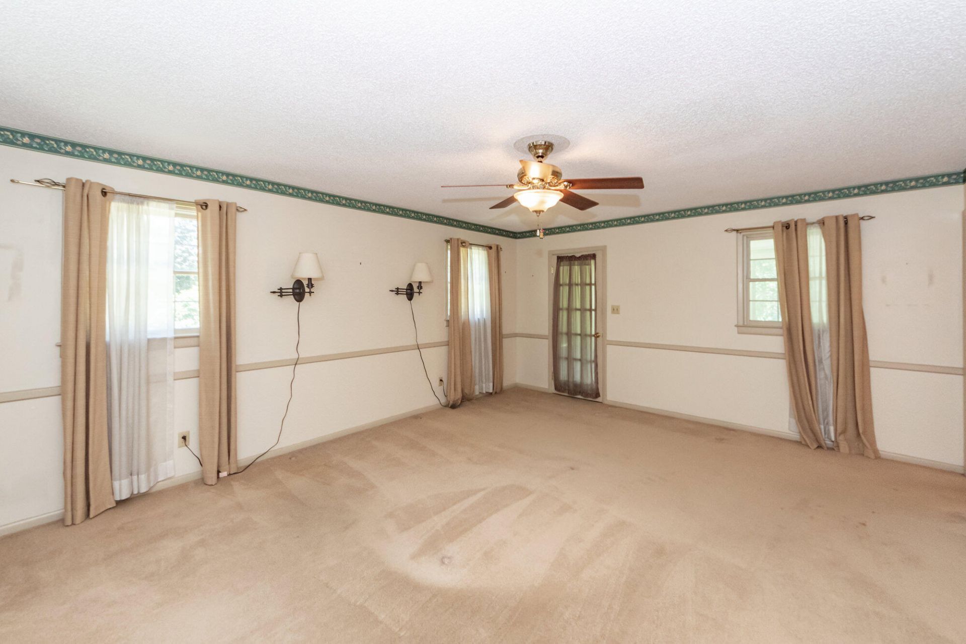 115 E Carolina Avenue Photo 37
